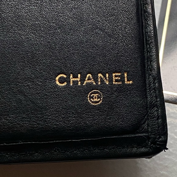 Chanel Black Lambskin Quilted Bifold Wallet - Picture 7 of 16
